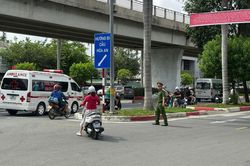 Nút giao đường Nguyễn Ái Quốc và đường ven sông Đồng Nai thí điểm phân luồng mới