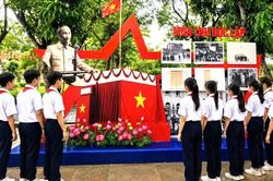 Nghệ An: Phóng sự ảnh Khu Di tích Kim Liên thu hút du khách trong dịp nghỉ lễ Quốc khánh 2/9