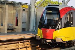 Hà Nội chính thức liên thông vé điện tử metro và xe buýt, tiết kiệm lên tới 40% chi phí
