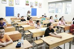 Đưa Tiếng Anh thành ngôn ngữ thứ hai nhất thiết phải bằng môn thi bắt buộc?