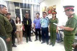 Phường Tân Thới Hiệp, TPHCM: Tặng quà cho gia đình chính sách và các hộ dân khó khăn