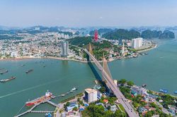 Từ hôm nay, Quảng Ninh trở thành thành phố thứ 8 của Việt Nam