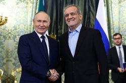 Gặp Tổng thống Iran, Tổng thống Putin khẳng định ủng hộ với Tehran
