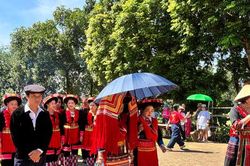 Lễ cưới độc đáo của người Dao Đỏ giữa lòng Hà Nội
