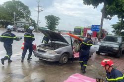 Thực tập cứu nạn, cứu hộ vụ tai nạn giao thông trên Quốc lộ 21A