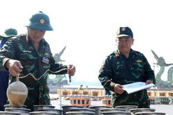 Cận cảnh trận địa pháo hoa ở Hà Nội trước giờ khai hỏa