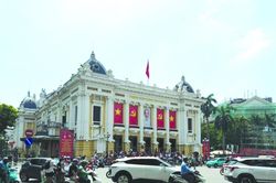 Từ mùa Thu độc lập