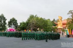 Quân khu 9 dâng hương tưởng niệm Chủ tịch Hồ Chí Minh