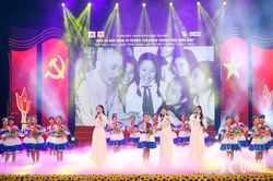 Tiếng ngày xưa và cả tiếng mai sau...