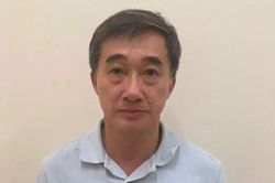 Khởi tố Thứ trưởng Bộ Y tế Trần Văn Thuấn về tội 'Nhận hối lộ'