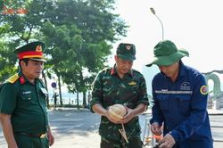 [GALLERY] Trận địa pháo hoa Hồ Tây sẵn sàng chào mừng lễ Quốc khánh 2/9