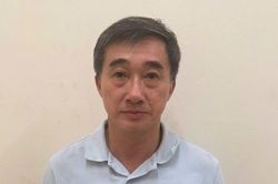 Thứ trưởng Bộ Y tế Trần Văn Thuấn bị khởi tố