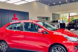 Chưa xả hết xe tồn, Mitsubishi Attrage tiếp tục giảm giá sâu tại đại lý