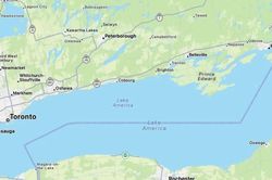 Apple Maps và Google Maps đổi tên Hồ Ontario thành 'Hồ America' với người dùng Mỹ