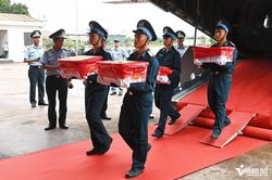 Ngày độc lập và chuyến bay đưa người lính trở về