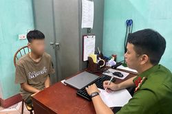 Bắt giữ 2 thiếu niên mua bán trái phép chất ma túy