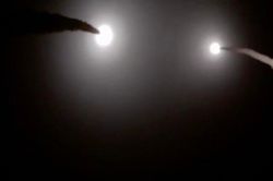 Iran ra đòn trả đũa sau vụ tấn công của quân đội Mỹ nhằm vào loạt mục tiêu IRGC