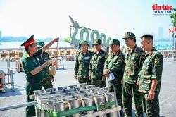 Khẩn trương lắp đặt trận địa pháo hoa bên Hồ Tây mừng Quốc khánh 2/9