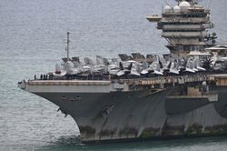 Tàu USS Abraham Lincoln cập cảng Thái Lan sau 286 ngày lênh đênh trên biển