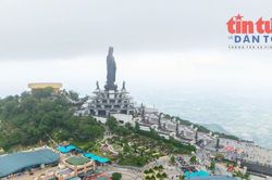 Núi Bà Đen hút khách trong ngày cuối kỳ nghỉ lễ Quốc khánh