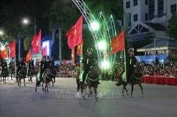 Lần đầu Đoàn Cảnh sát cơ động Kỵ binh biểu diễn tại Lạng Sơn