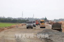 Thi công xuyên Lễ 2/9 trên cao tốc Châu Đốc - Cần Thơ qua An Giang