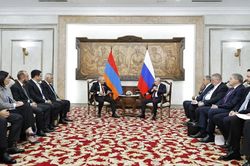 Nga đề nghị Armenia làm rõ định hướng quan hệ với EU và EAEU