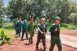 Biên cương thắm tình hữu nghị