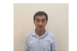 Thứ trưởng Bộ Y tế Trần Văn Thuấn bị khởi tố, bắt tạm giam về tội nhận hối lộ