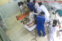 Cứu sống 2 người ngừng tim trong vụ cháy nhà