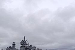 Nga chuẩn bị đưa tuần dương hạm Admiral Nakhimov trở lại và Uzbekistan nhận tiêm kích J-10CE