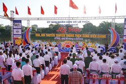 Khai mạc lễ hội đua, bơi thuyền truyền thống trên sông Kiến Giang năm 2026