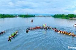 Sôi nổi giải đua ghe truyền thống trên sông Hương