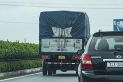Cục CSGT: Sẽ xử lý nghiêm xe chạy 'rùa bò', cố tình bám làn trái cao tốc