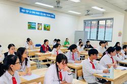 Nh&agrave; trường phối hợp với c&ocirc;ng an địa phương bảo vệ học sinh, sinh vi&ecirc;n tr&ecirc;n m&ocirc;i trường mạng