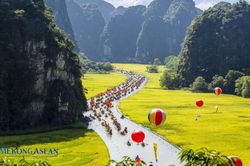 Tràng An hút khách, Ninh Bình đón gần nửa triệu lượt khách dịp nghỉ lễ 2/9