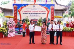 Khai hội đền thờ Khúc Thừa Dụ và công bố điểm du lịch cấp thành phố