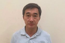 Khởi tố Thứ trưởng Bộ Y tế Trần Văn Thuấn về tội nhận hối lộ
