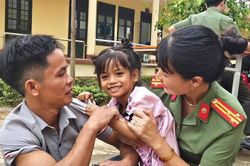 Làm việc xuyên lễ chuẩn bị năm học mới