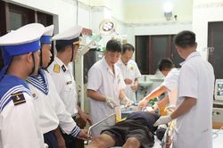 Tức tốc cứu ngư dân bị vỡ xương trán, gãy xương hàm, chấn động não