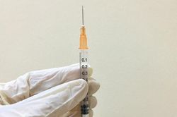 GSK sắp thử nghiệm giai đoạn cuối vaccine cúm mRNA có khả năng bảo vệ kép