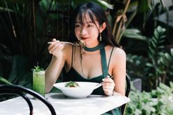 Đừng ăn tối sau 18h