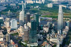 IMF n&acirc;ng dự b&aacute;o tăng trưởng GDP Việt Nam năm 2026 l&ecirc;n 8,2%