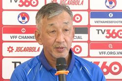 HLV U20 Việt Nam lại xin lỗi