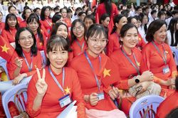 Bộ GD&ĐT chỉ đạo không kéo dài phần lễ sau khai giảng chung