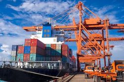 Kim ngạch xuất nhập khẩu lập kỷ lục mới