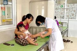 Ninh Bình chủ động phòng bệnh truyền nhiễm khi trẻ trở lại trường học
