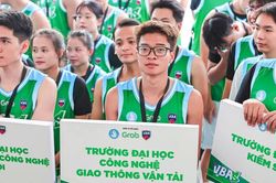 24 đội bóng rổ sinh viên cùng 'đốt nóng' sân đấu Hà Nội