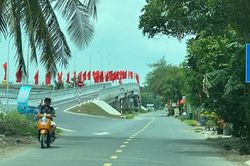 Chung niềm vui bên những cây cầu mới