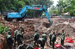 Đ&atilde; quy tập 564 bộ h&agrave;i cốt liệt sĩ tại C&ocirc;ng vi&ecirc;n L&ecirc; Thị Ri&ecirc;ng